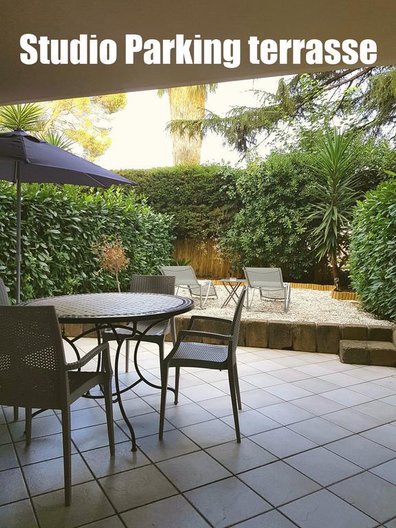 Beautiful Close To Private Parking *