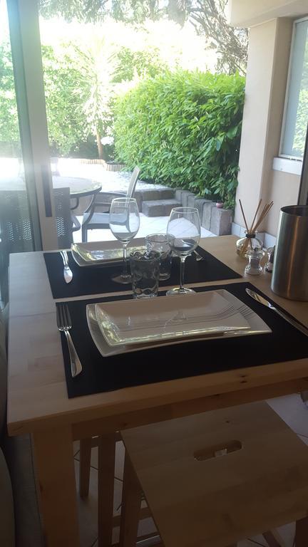Appartement Beautiful Close To Private Parking *