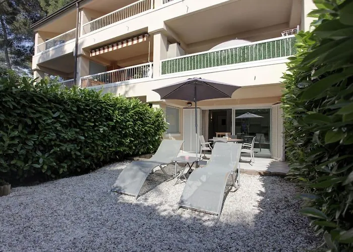 Beautiful Studio Close To Beach Private Parking